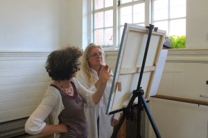 Cathy giving a student 1 to 1 advice